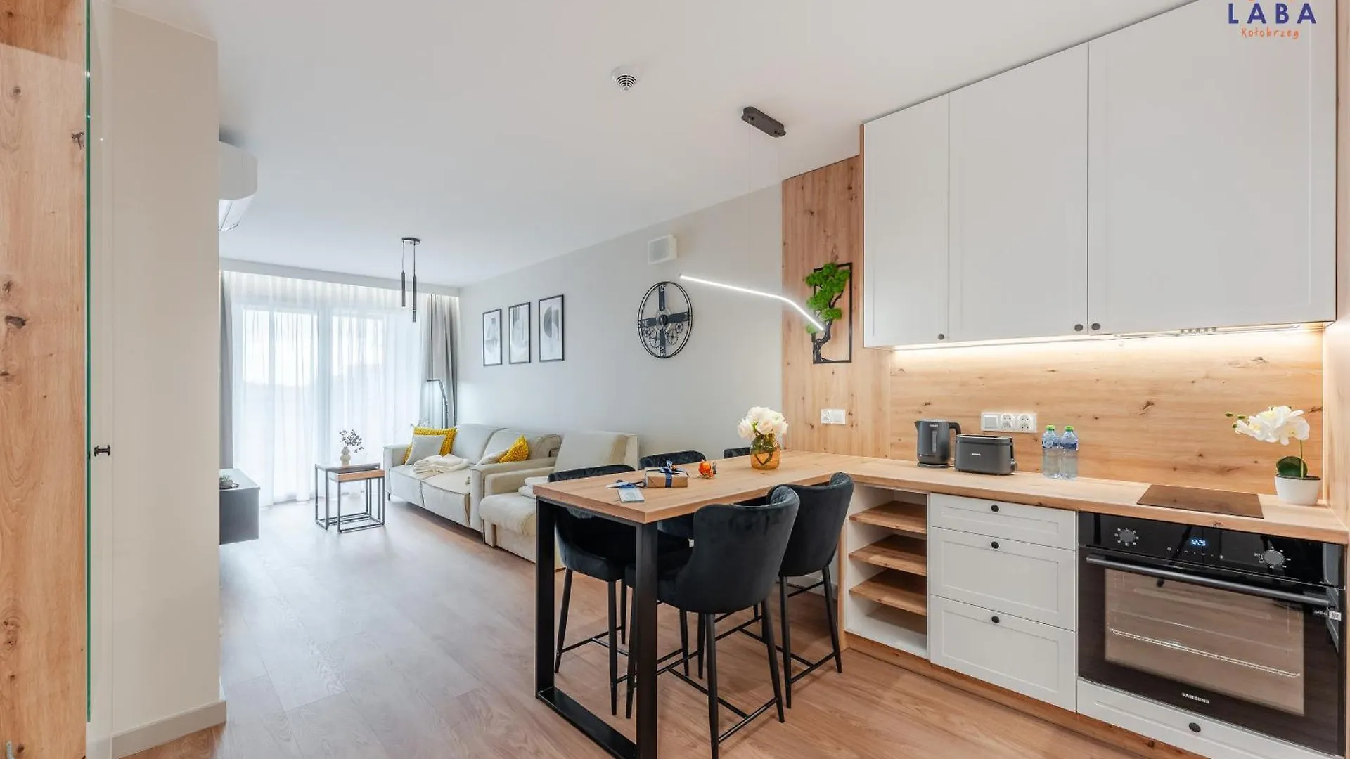 Laba Kolobrzeg Apartamenty Kasprowicza 20C Parking Basen Fitness Bawialnia W Cenie, Parkplatz Schwimmbad Fitness Spielzimmer Im Preis 0*,  Polen